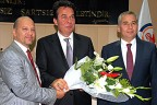 Yeniçeri Denizli belediye meclisindeki görevinden istifa etti