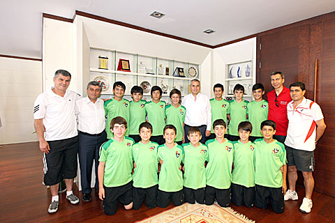 Şampiyon takıma Zolan’dan altın