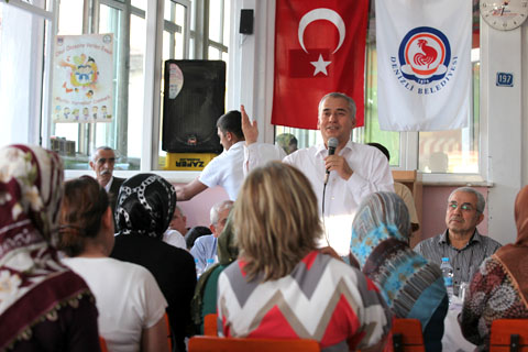Zolan bu kez üç mahalle gezdi