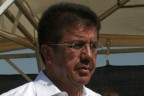 Zeybekci bıyık bıraktı