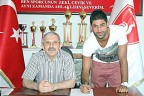 Belediyespor’da Süleyman da imzaladı