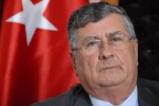 Yardım paralarını sordu