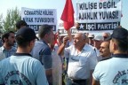 Denizli’de kilise karşıtı eyleme polis engeli