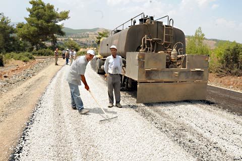 86 kilometrelik köy yolu asfaltlandı