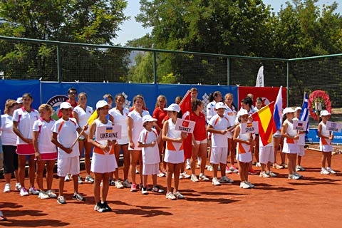 Avrupa 18 Yaş Bayanlar Tenis Şampiyonası başladı