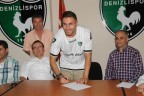 Denizlispor Bajram’a imza attırdı