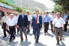 Vali Demir “Karaçay yolu yapılacak”