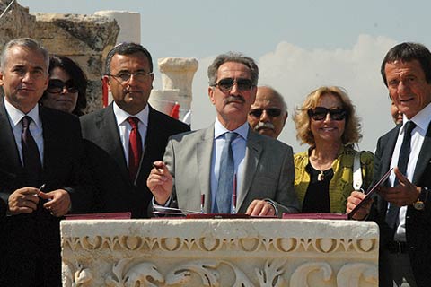 Tarihi protokolü imzaladılar