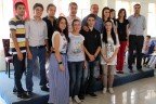 Üniversiteli öğrencilerden örnek davranış