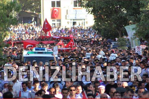 Şehit Er Fatih Küçükterci’yi binler uğurladı