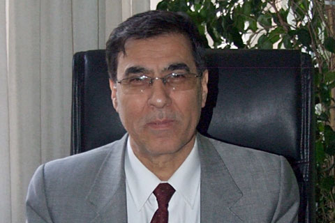 Yılmaz “Yaşımızla uğraşmayın”