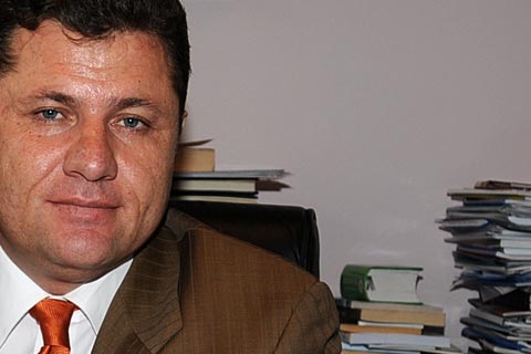 Ertekin helallik istedi
