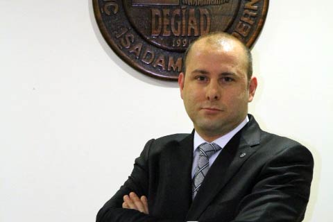Çaputçu “Çek kullanmak çok riskli hale geldi”