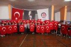 Belediyeden 30 bin Türk bayrağı