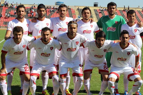 Denizli Belediyespor moral buldu