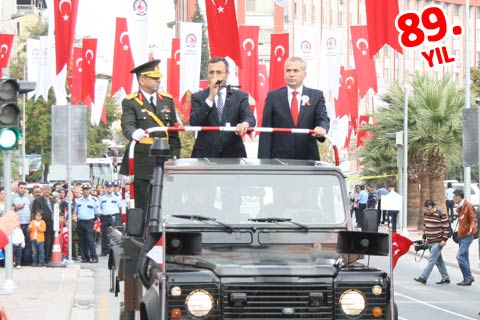 Denizli’de 29 Ekim Cumhuriyet Bayramı törenlerle kutlandı