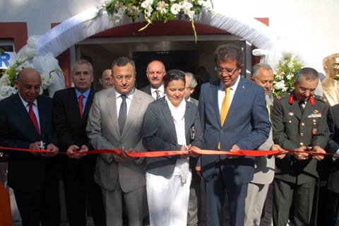 Hayırsever 120 günde fen lisesi yaptırdı