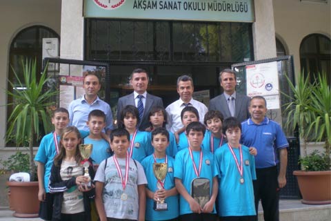 Masa tenisinde HEM Takımı şampiyon