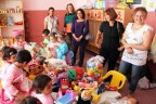 Oyuncaklar kadın meclisinden