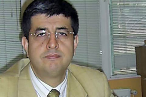 Yaşa istifa etti