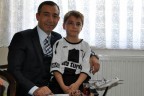 Bulut, formayı görünce uçak hediye etti