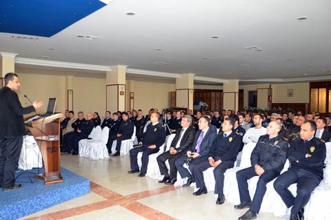 Denizli Polisi’ne eğitim