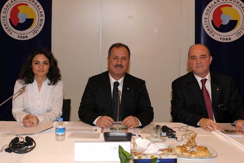Özer’e tarihi görev