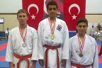 Denizlili karateciler 21 madalya aldı