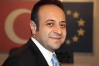 Bakan Bağış’tan belediyeye övgü