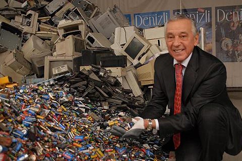 6 milyon metreküp toprağı kurtardı