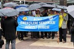 KESK’ten yağmur altında eylem