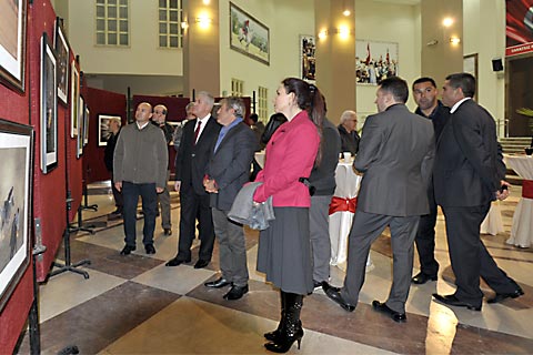 Akakça’nın Bir Tutam Denizli Sergisi Uşak’ta açıldı