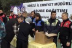 Polis’ten 5 ayrı camide aşure hayrı