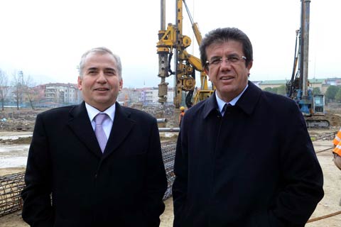 Çok tartışılan merkezin yapımına başlandı