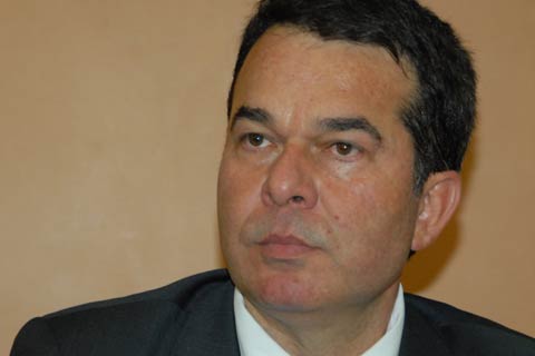 Yeniçeri, İmralı görüşmeleri için sert çıktı