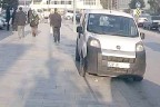Denizli’de mutemet banka önünde soyuldu
