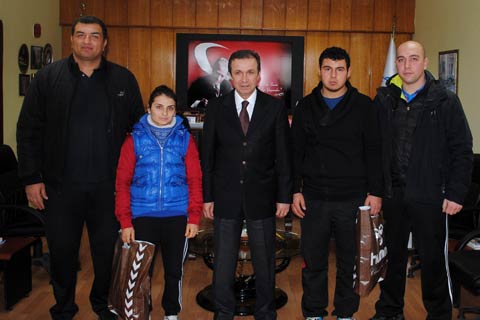 Çetin şampiyon, Sevinç Türkiye 2.si oldu