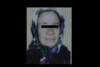 Eşarbıyla kendini astı