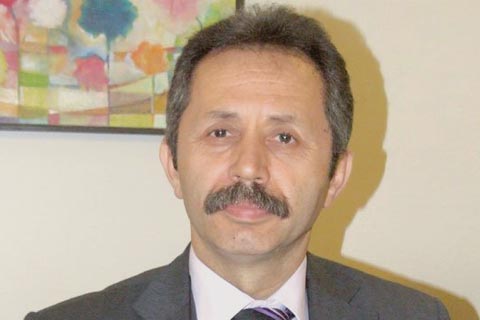 Eğitimcilerin yönetmelik isyanı