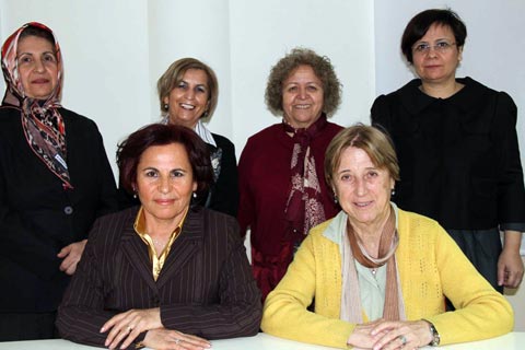 Denizlili kadınlardan şiddete karşı dans
