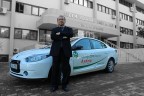 Otomobili de elektrikli