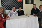 Çocukluk aşkıyla cezaevinde evlendi