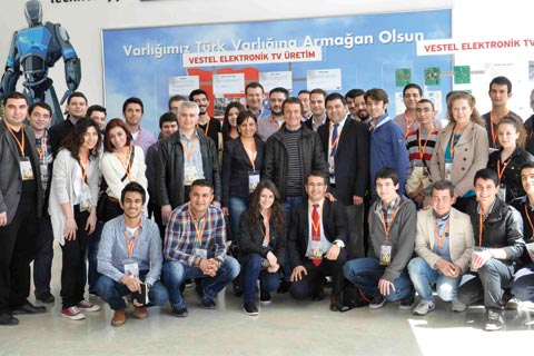 Genç girişimciler Vestel City’i gezdi