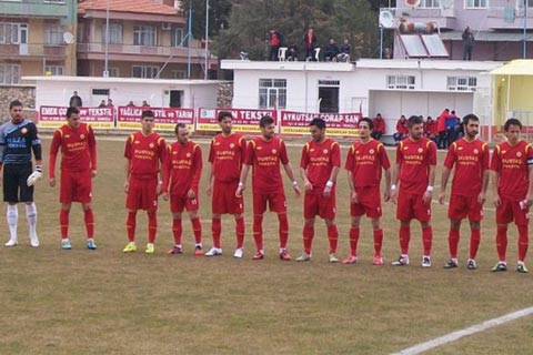 Kızılcabölükspor, liderliğini korudu