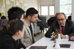 Rektör değil okul arkadaşları