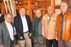 Restoranın arka kapısından çıkarıldılar