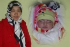 Afganlı ailenin bebek sevinci