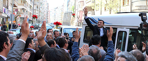 denizli-chp-cavusoglu-adaylik-minibus