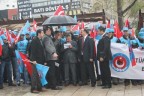 İşçileri, fırtına bile durduramadı