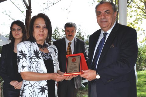 MHP’nin hedefi kadın oyları